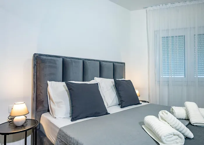 Apartman Frane - Makar *