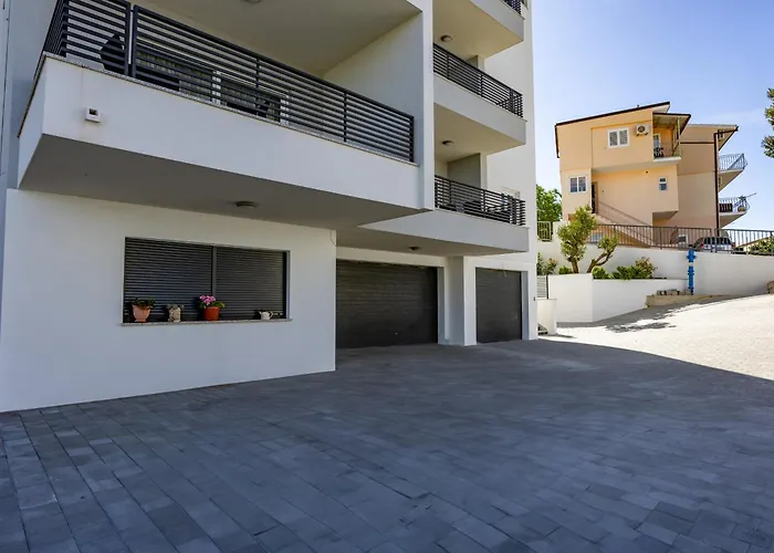 Apartman Frane - Makar *